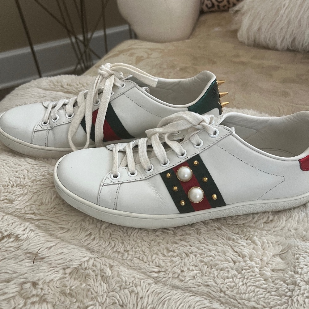 Gucci sneakers 7 1/2